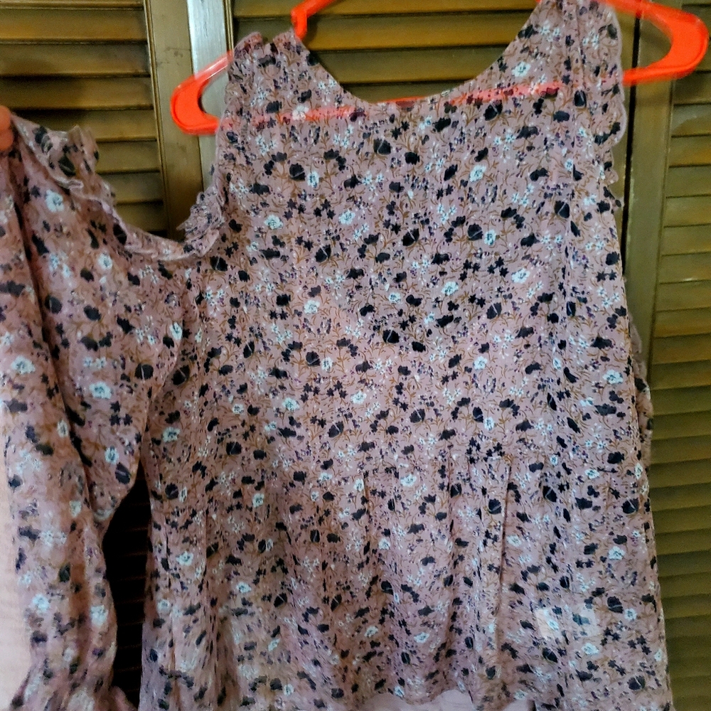 Flower print blouse